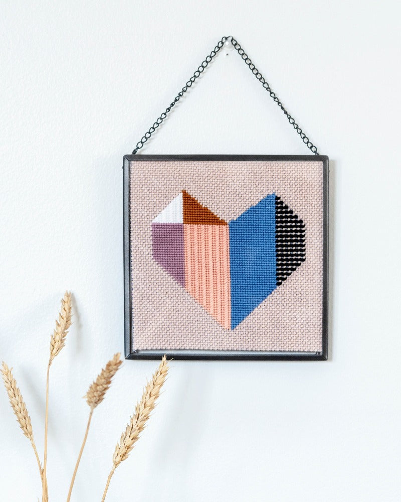 Needlepoint - modern stitches in 50 cards
