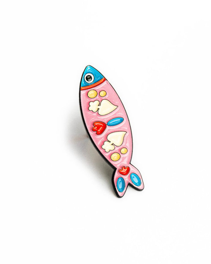 Needle Minder Sardine Magnet (enamel pin)